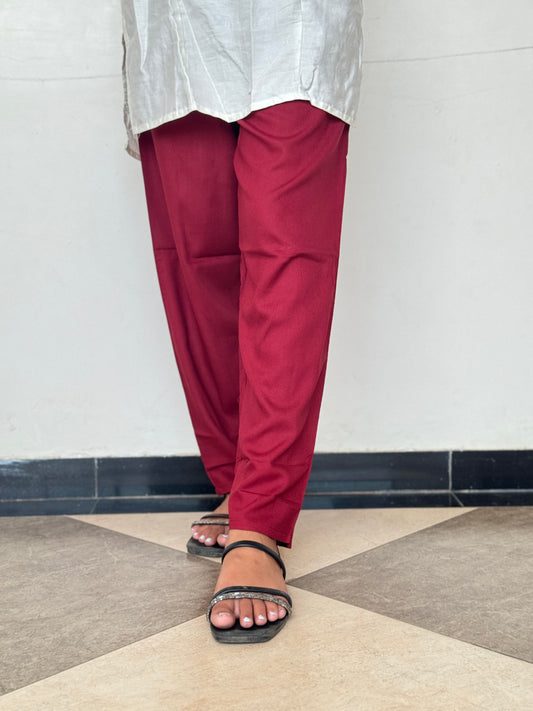 Red Sandal Straight Pants – Warm, Graceful & Effortlessly Refined